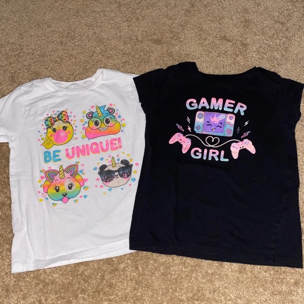 Children’s Place Short Sleeved Shirts